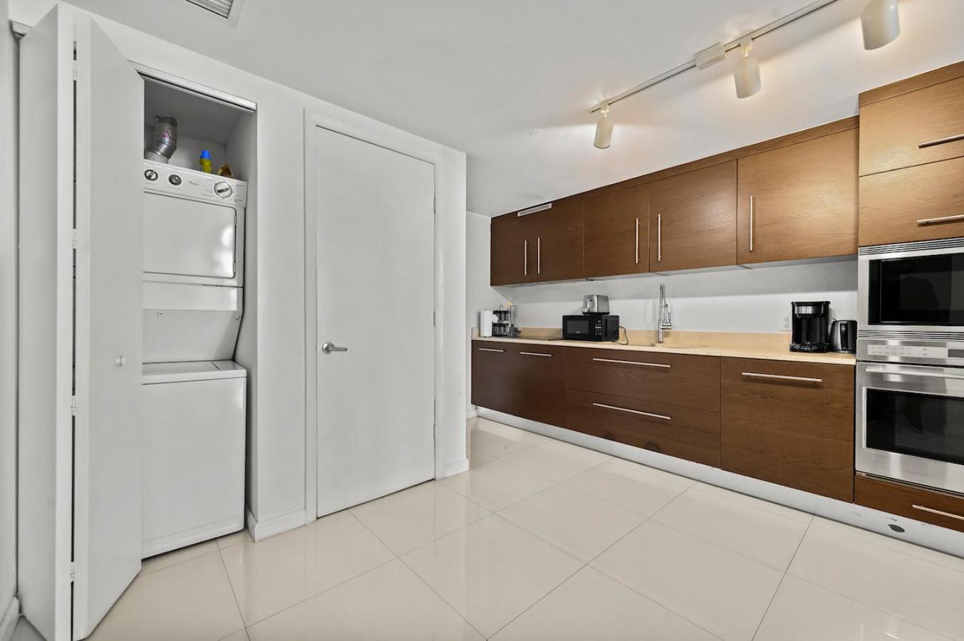 Luxury 1 Bedroom Condo W Icon Brickell-Waterviews Miami Exterior photo