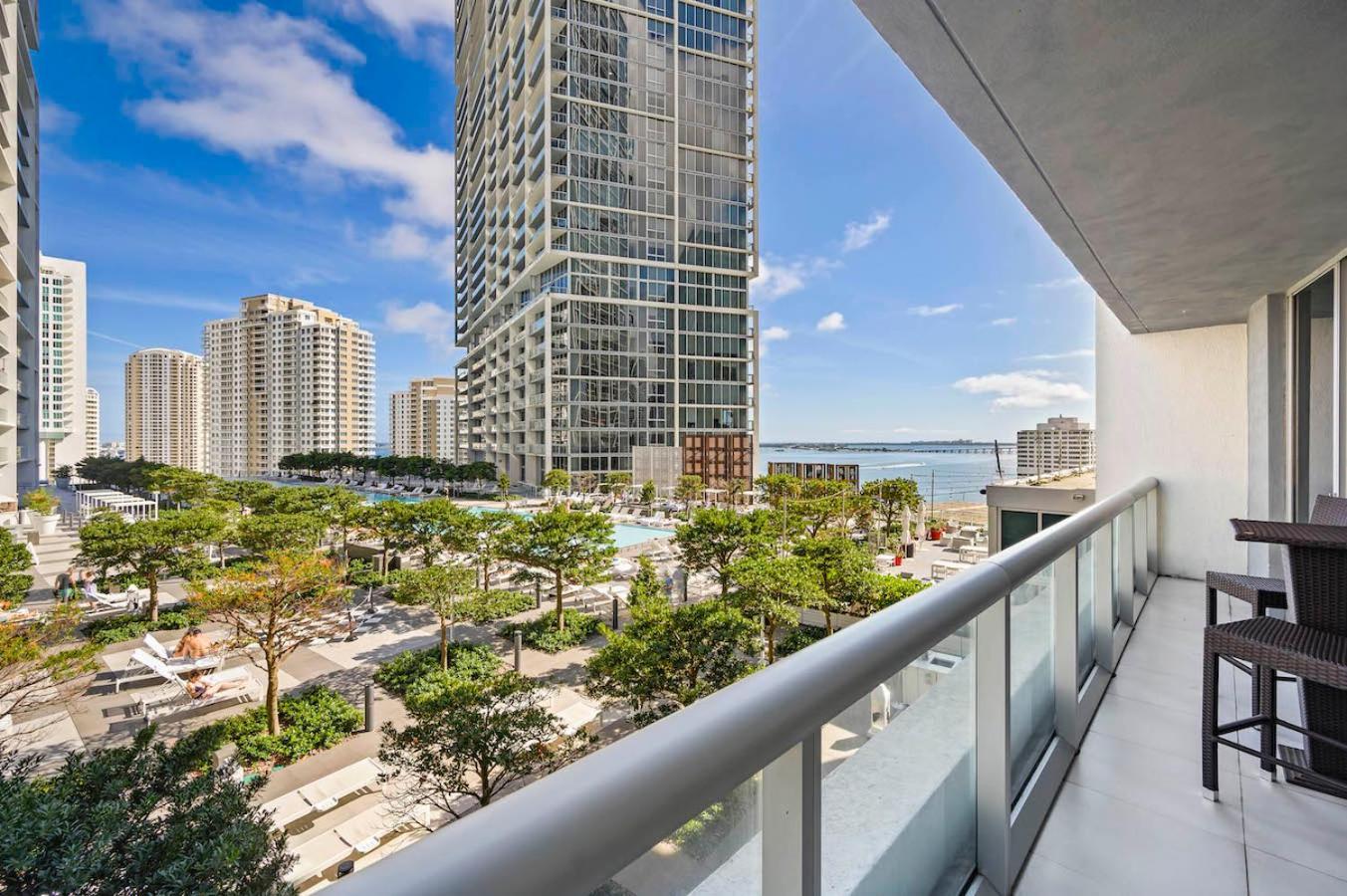 Luxury 1 Bedroom Condo W Icon Brickell-Waterviews Miami Exterior photo